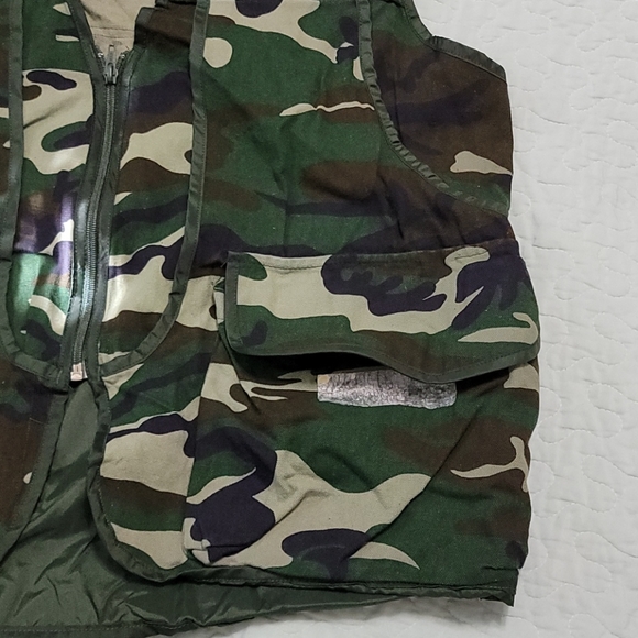 Game Winner Hunting Vest w/ Game Bag L - Picture 4 of 8